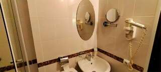 Гостевой дом Гостевой дом на Волге Рыбинск двухместный номер с кроватью king-size-9