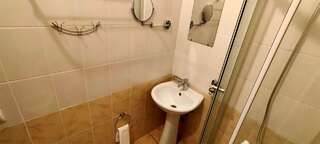 Гостевой дом Гостевой дом на Волге Рыбинск двухместный номер с кроватью king-size-7